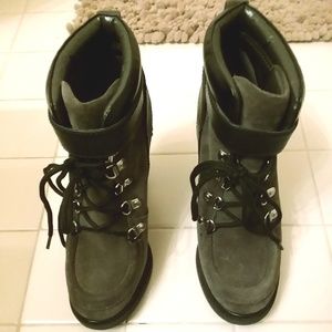 6 1/2 boots in Women